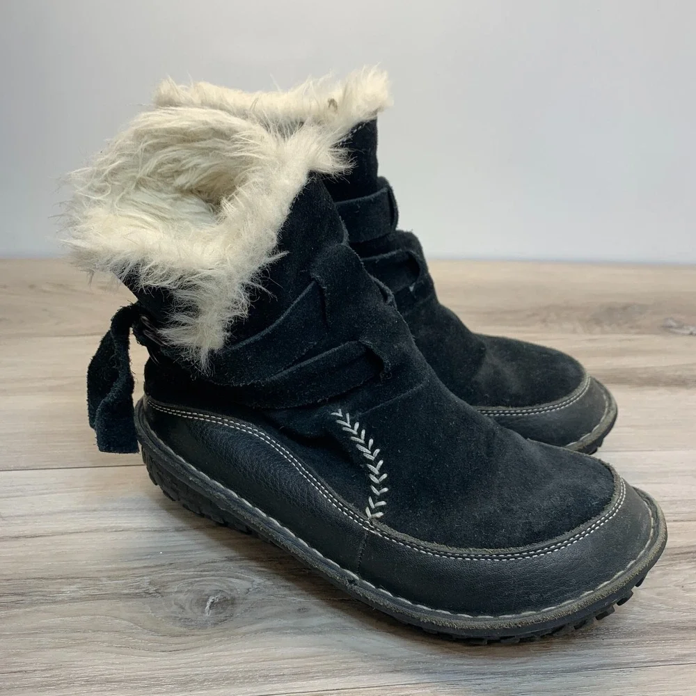 Sorel Womens Tootega NL1460-010 Black Suede‎ Round Toe Ankle Winter Boots Size 6